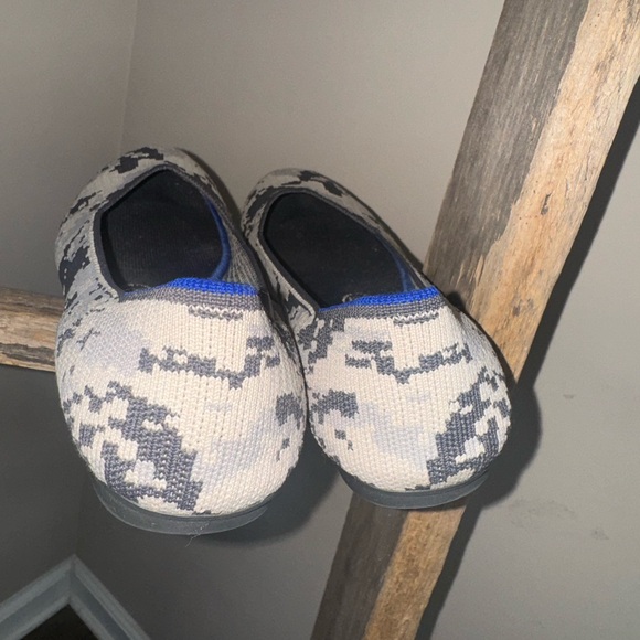 Rothy’s The Flat Original Gray Geometric Camo Flat Slip On Size 9 - Picture 10 of 11